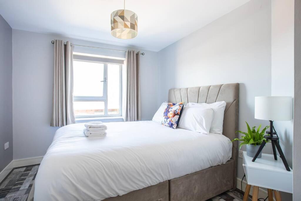 Appartement 5* Ultra Luxury, Great Views, Underground Parking à Belfast Extérieur photo
